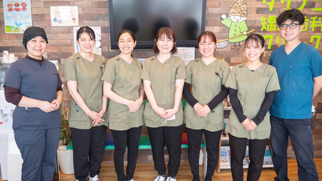 月給60万円～（固定給）・18:10終業｜残業ほぼなし／有給休暇消化率ほぼ100％／日本矯正歯科学会認定医在籍