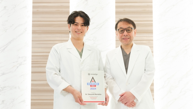 【週1から勤務可能｜3年連続1000症例以上｜レッドダイヤモンド獲得医師｜表参道駅徒歩3分】マウスピース矯正専門の歯科クリニックです。